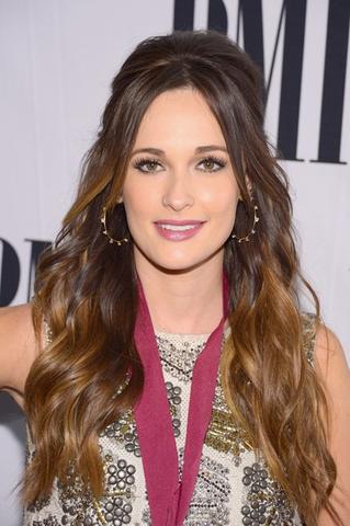 Check Out Big Texas Hairstyles Of Kacey Musgraves