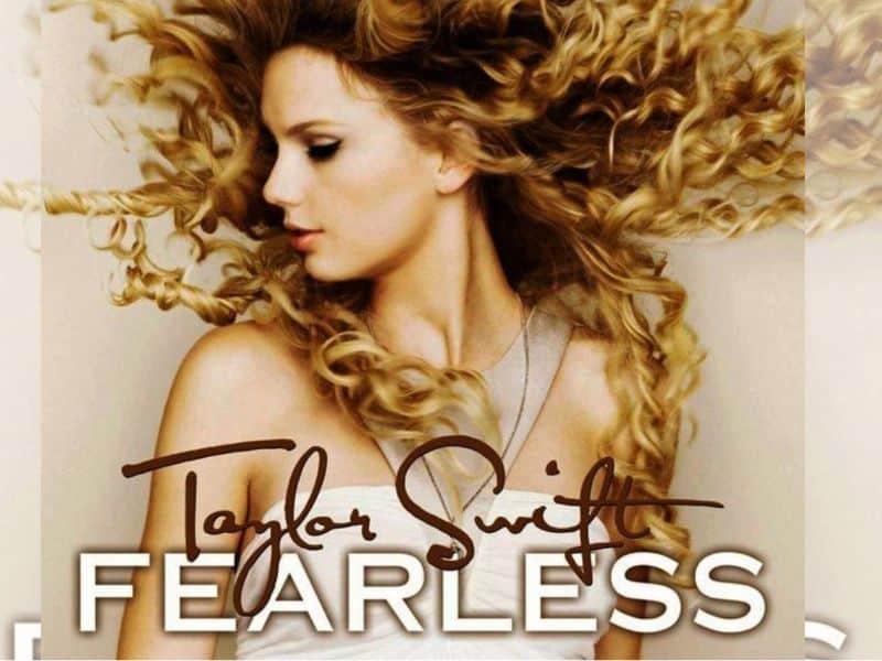 Taylor Swift hairstyle in “Fearless”