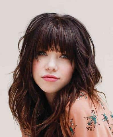 This Is What Carly Rae Jepsen Looks Like With Her Glamorous Hairstyles!